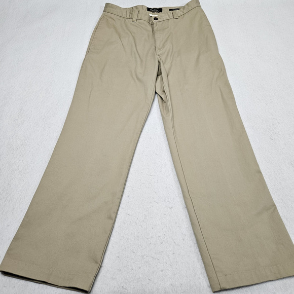 Eddie Bauer Classic Fit Khaki Pants 33x30 Beige Straight Leg Wrinkle Resistant - Picture 1 of 8